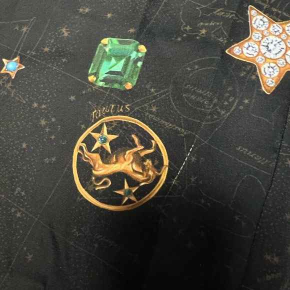 FABLETICS Ecosatin Black Lucky Charm Astrology Graphic Plus Tank Top NWT Size 3X - Picture 6 of 6